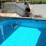 Alemi, Private Pool, Sauna & Free Parking Villa *