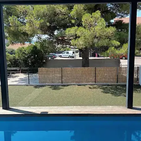 Alemi, Private Pool, Sauna & Free Parking Villa *