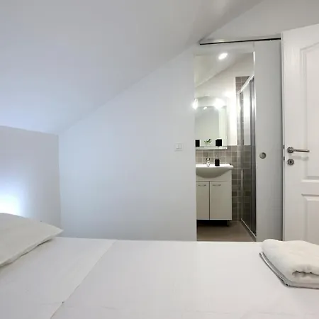 Villa Alemi *