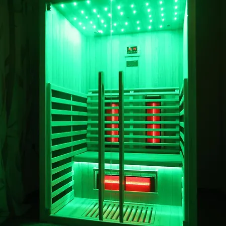 Alemi, Private Pool, Sauna & Free Parking *