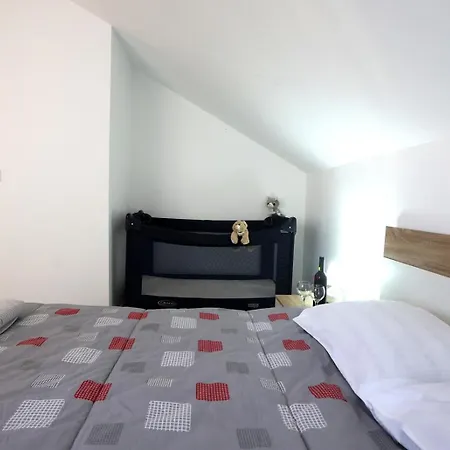 Alemi, Private Pool, Sauna & Free Parking Brodarica (Sibenik-Knin)