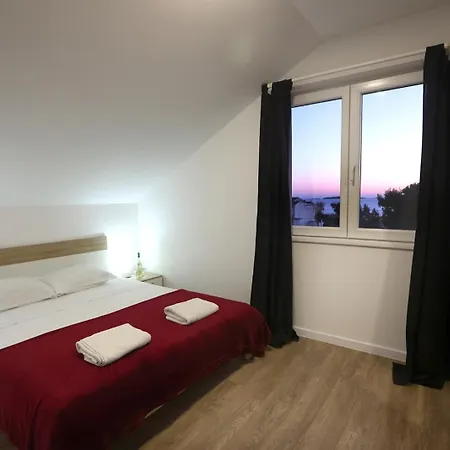 Villa Alemi, Private Pool, Sauna & Free Parking