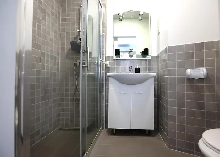 Alemi, Private Pool, Sauna & Free Parking * Brodarica (Sibenik-Knin)