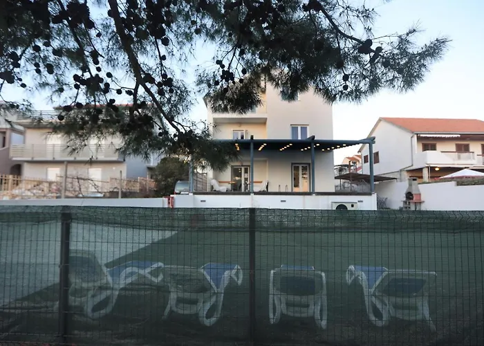 Alemi, Private Pool, Sauna & Free Parking * Brodarica (Sibenik-Knin)