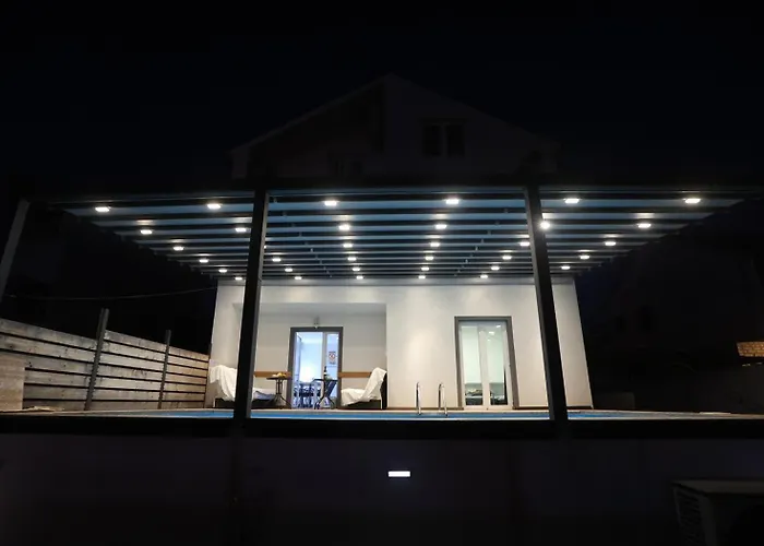 Alemi, Private Pool, Sauna & Free Parking Villa